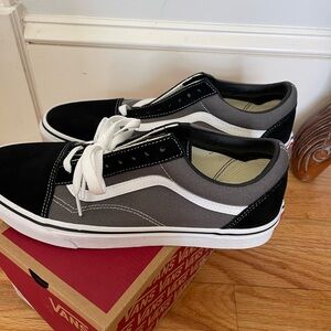 Vans Old Kool Men’s Size 10 Black/Pewter NWT